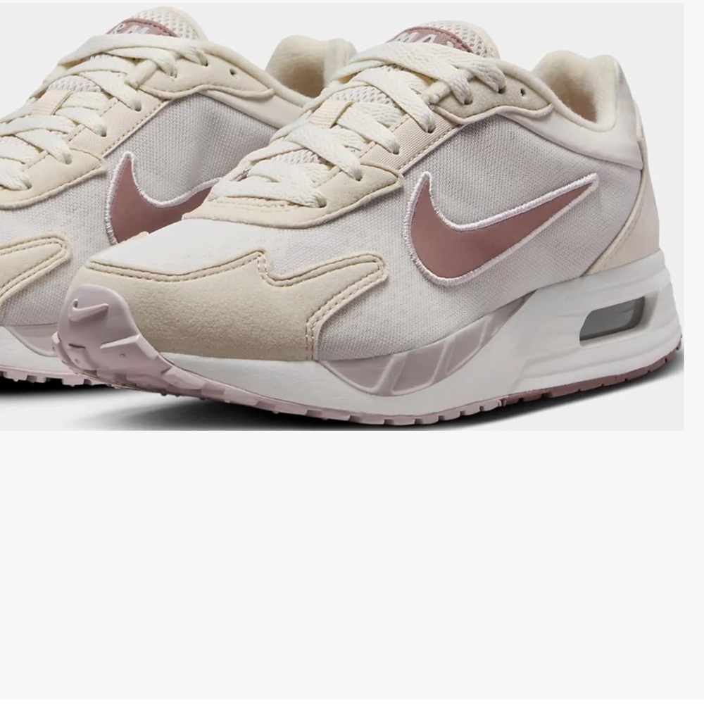 Nike Air Max Solo,‎ Women’s Sz. 10, Style FN0784-005 New Sneakers